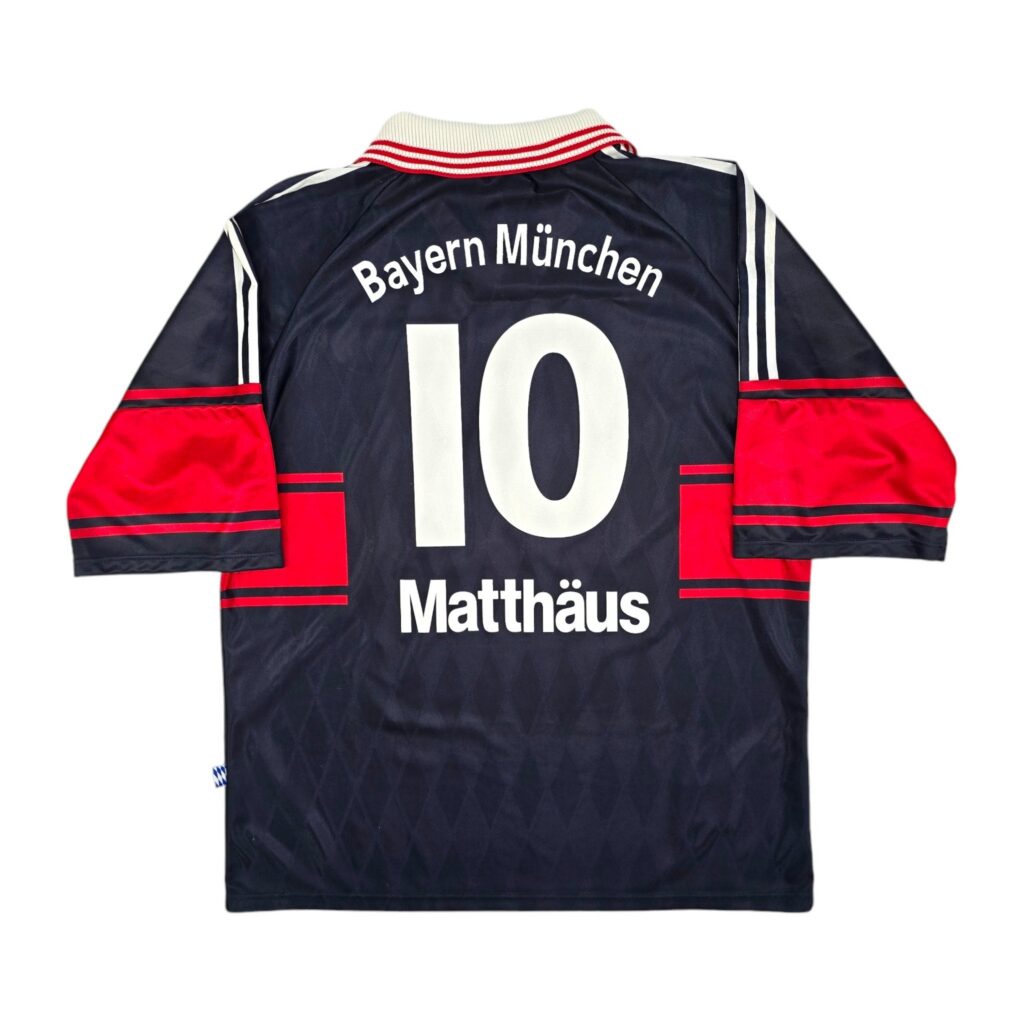 1997-99 Bayern Munich Away Shirt