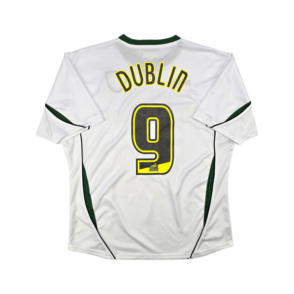 2006-08 Norwich City Away Shirt Xara