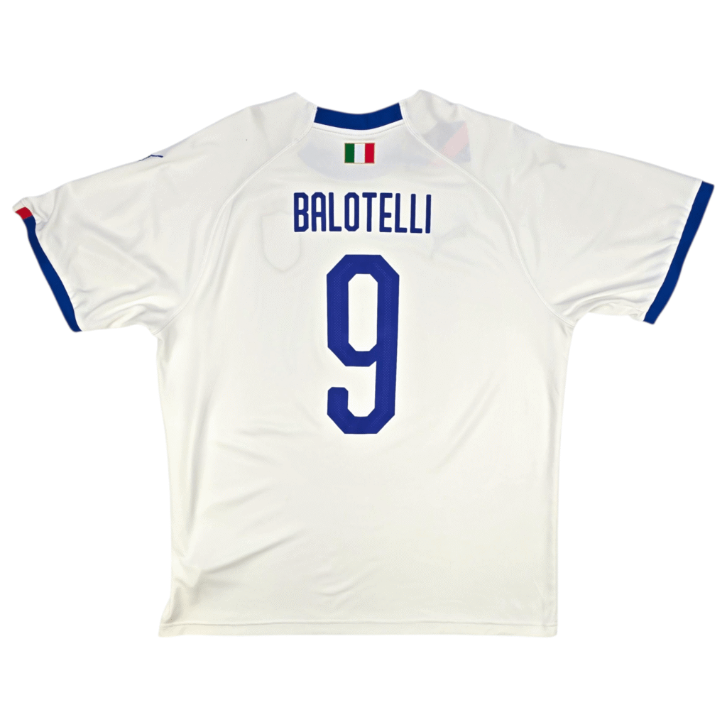 2018-19 Italy Away Shirt