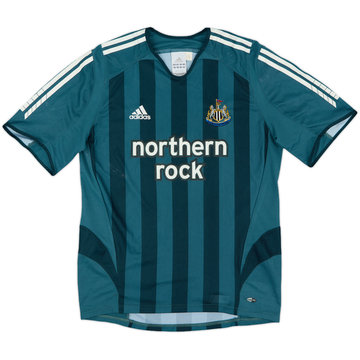 2005-06 Newcastle Away Shirt