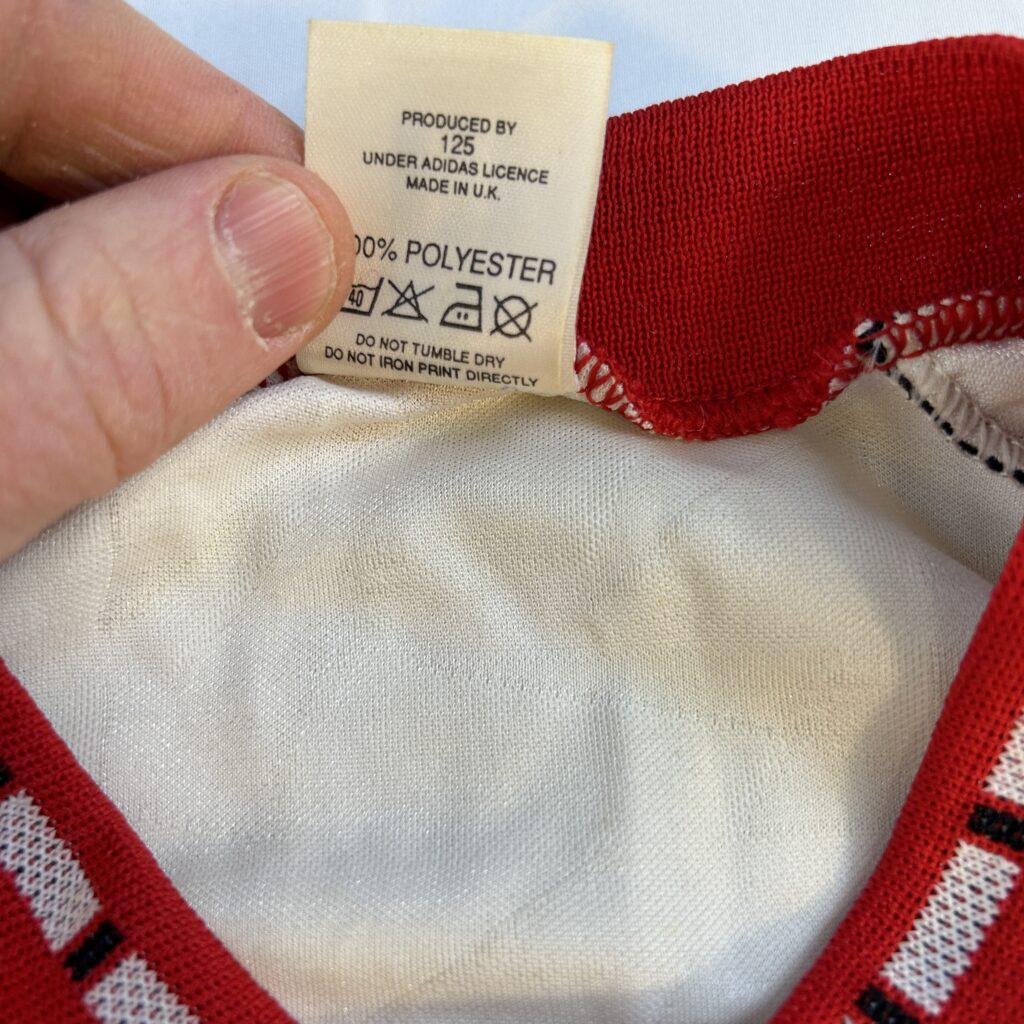 MANCHESTER UNITED 1991 ECWC SHIRT UNDER NECK LABEL