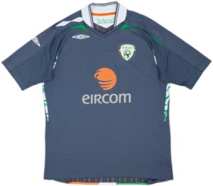 2006-07 Ireland Third Shirt