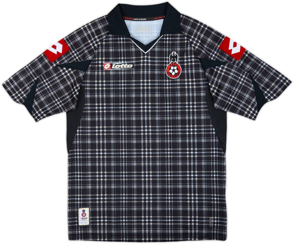 2010-11 OGC NIce Third Shirt