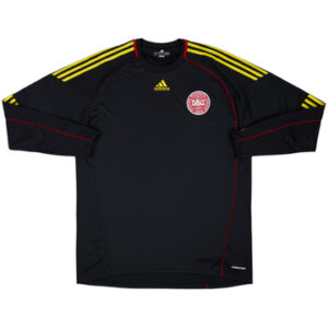 2010-12 Denmark Goalkeeper Shirt
