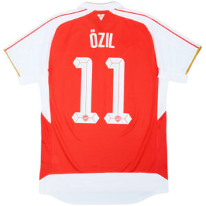 Ozil 11