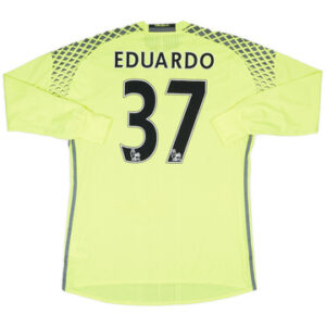 Eduardo 37