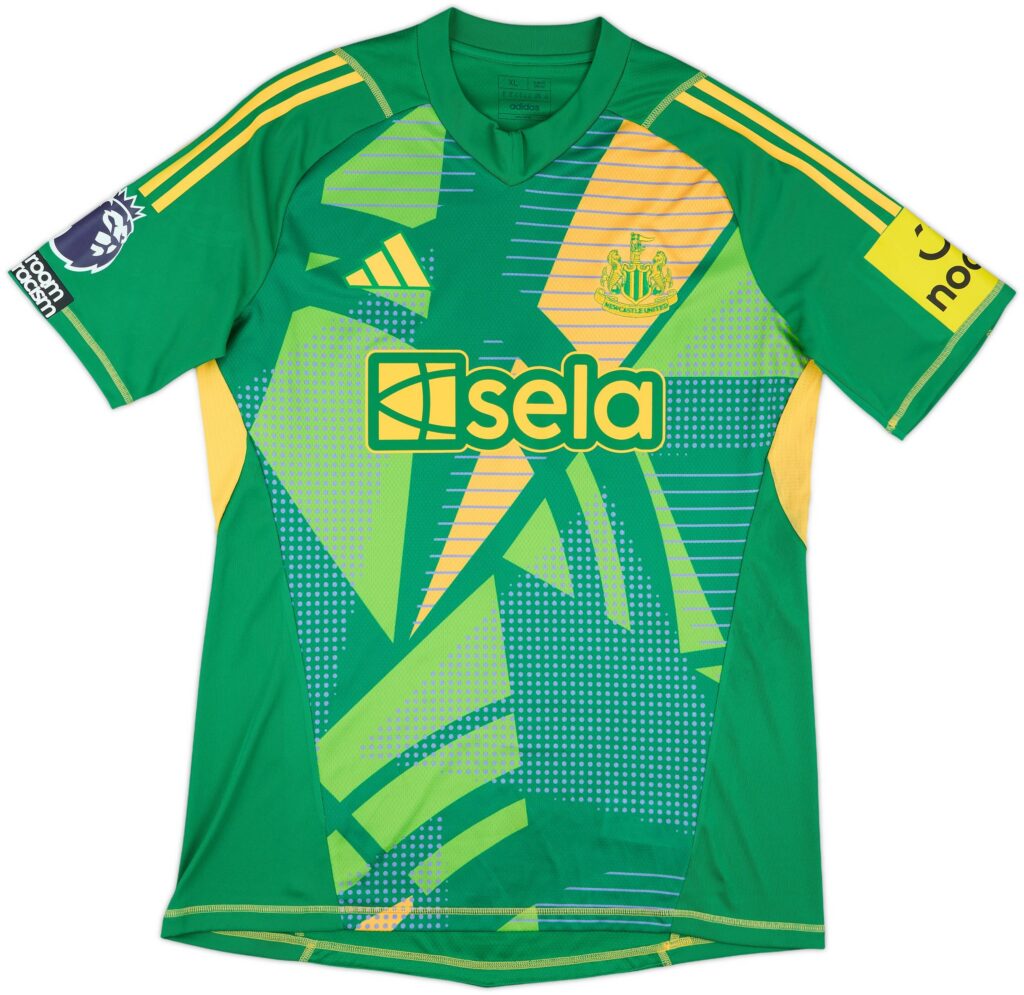 2024-25 Newcastle Goalkeeper Shirt