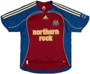 2006-07 Newcastle Away Shirt