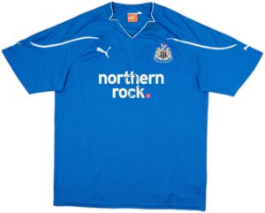 2010-11 Newcastle Away Shirt