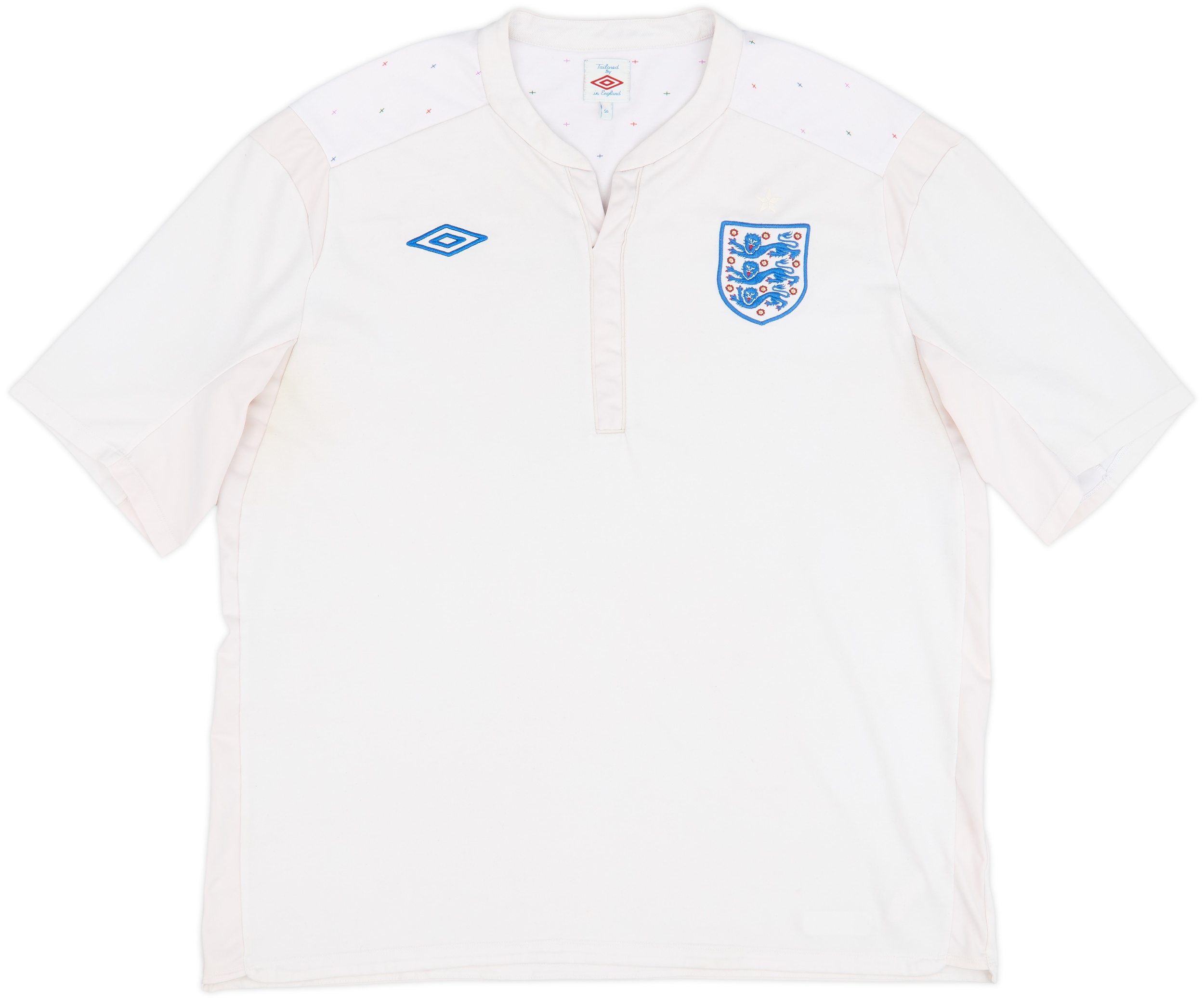 England 2010-12 Maillot domicile